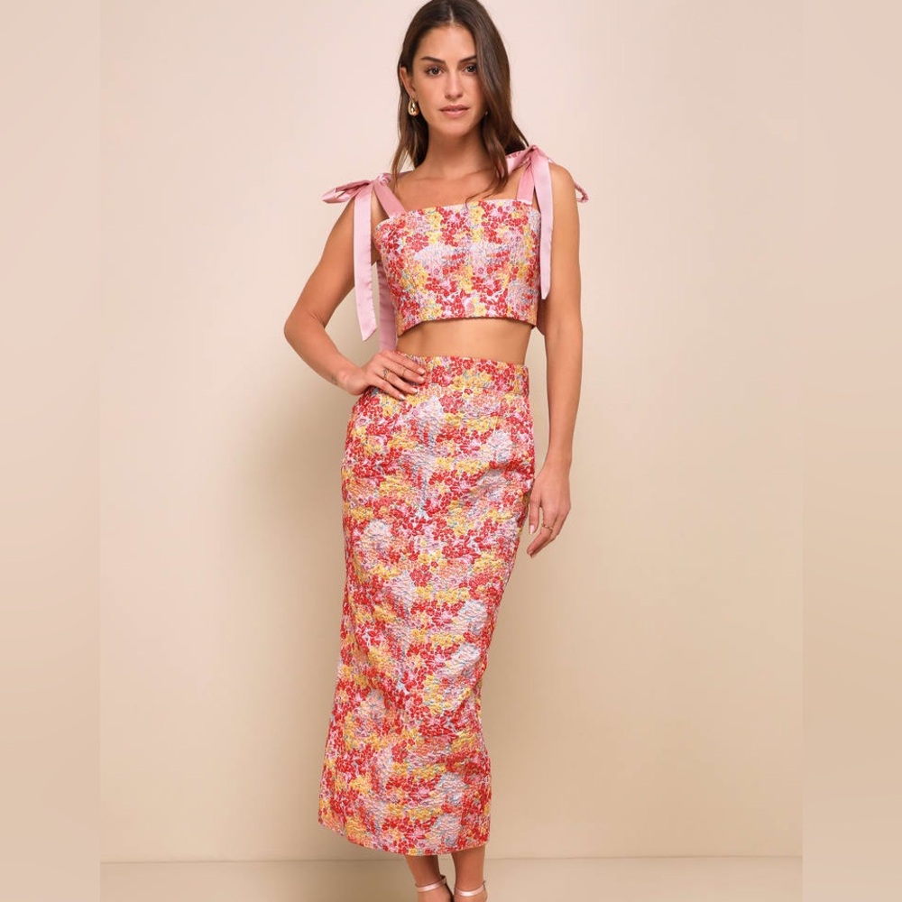 Lulus 2 piece wedding guest dress S. Floral embroidered